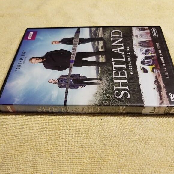 Shetland Season One and Two DVD set - Picture 2 of 4